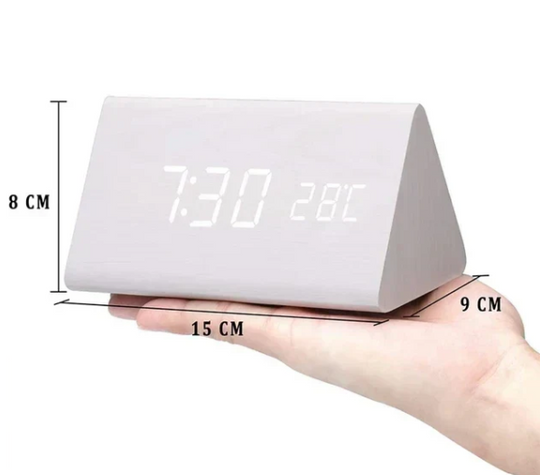 Horloge LED en Bois avec Activation Vocale 5