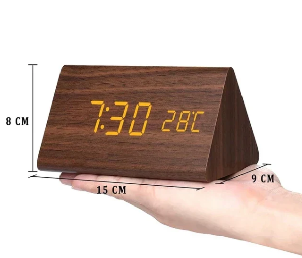 Horloge LED en Bois avec Activation Vocale 6
