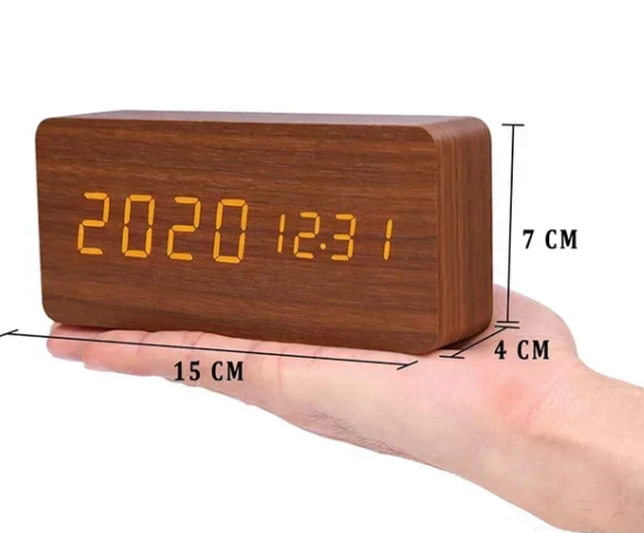 Horloge LED en Bois avec Activation Vocale 9