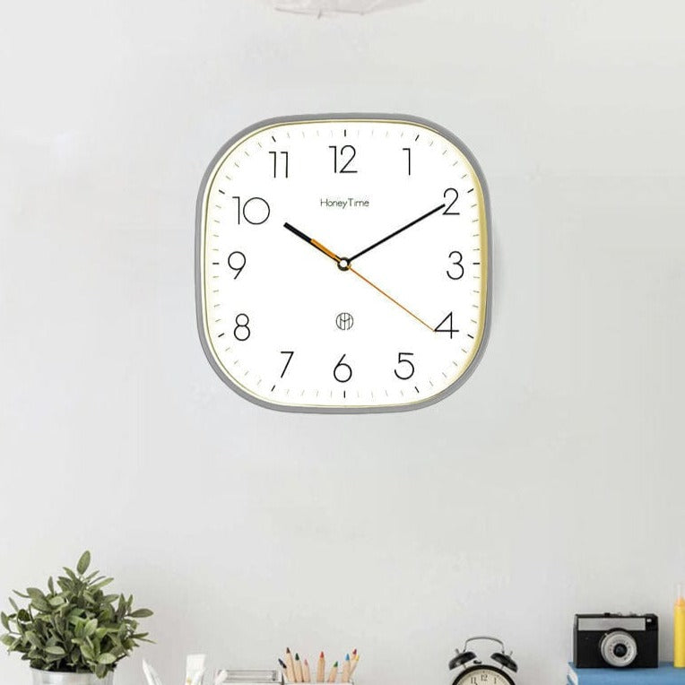 Horloge Murale Design Carrée Ultra Silencieuse Rétro 6