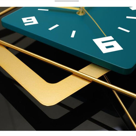 Horloge Murale Géométrique en Bois 3