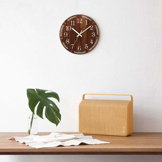 Horloge Murale Lumineuse en Bois 1