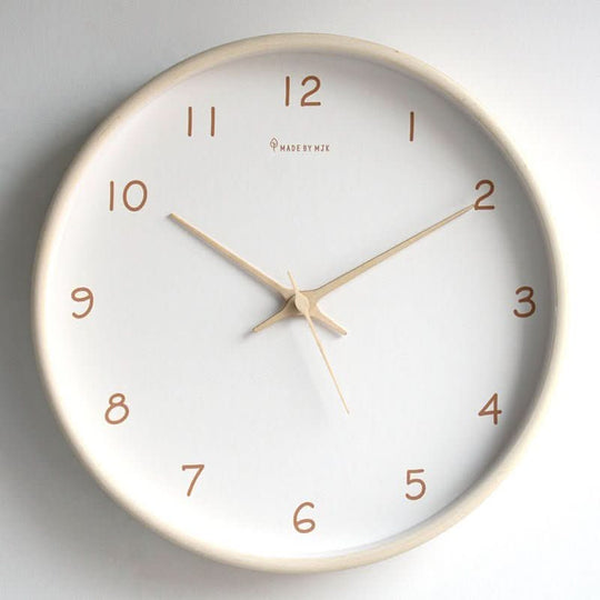Horloge Murale en Bois Design Intemporel 1