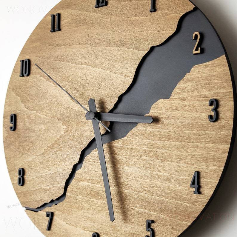 Horloge Murale en Bois Nordique Design Élégant 1