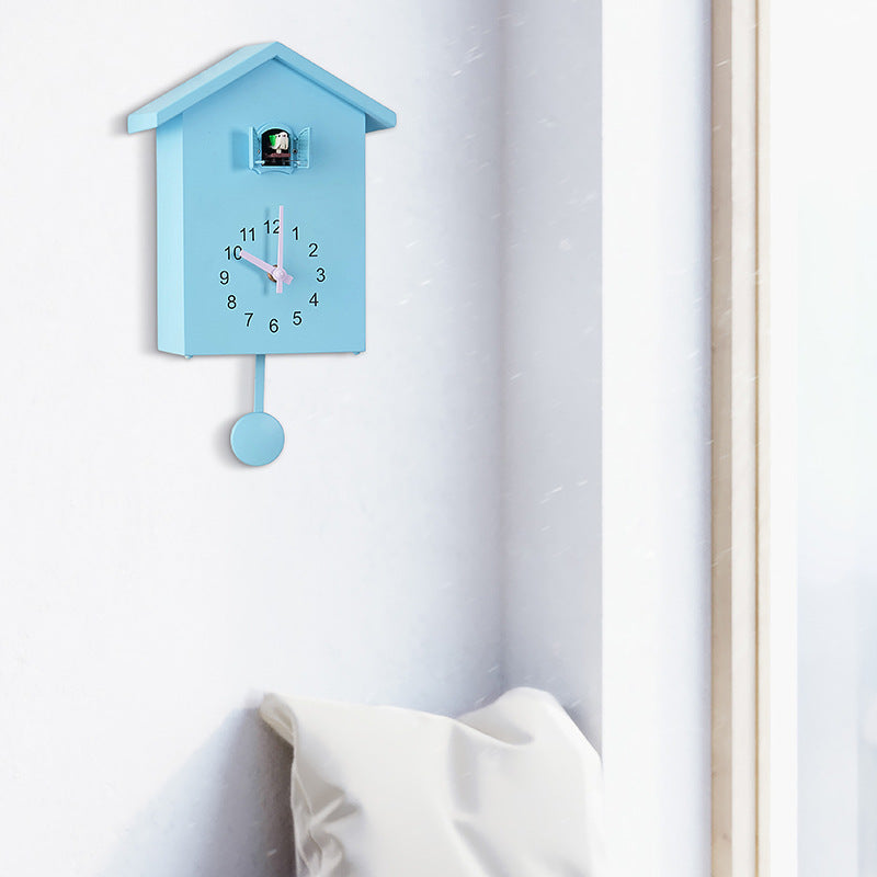 Horloge à coucou design maison créative pour intérieur 13