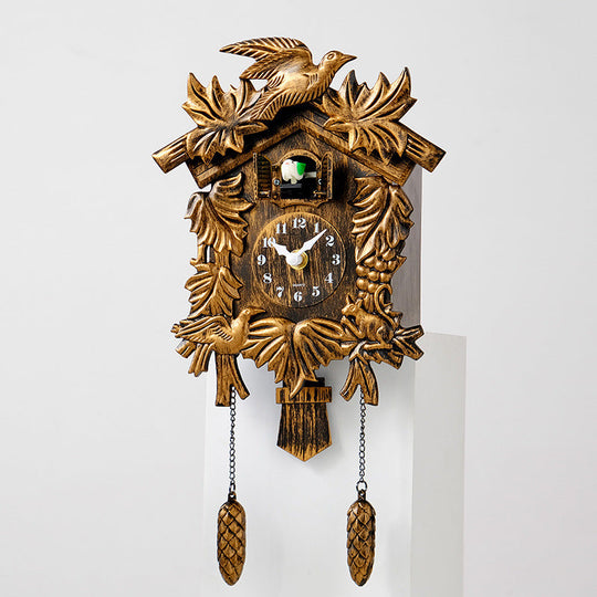 Horloge à coucou moderne pour intérieur 1