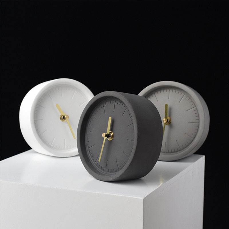 Horloge de Bureau Nordique en Ciment 2