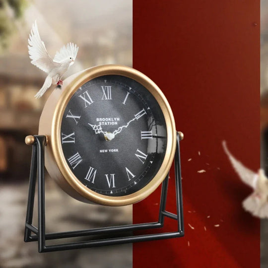 Horloge de Bureau Rétro en Métal Décorative 1