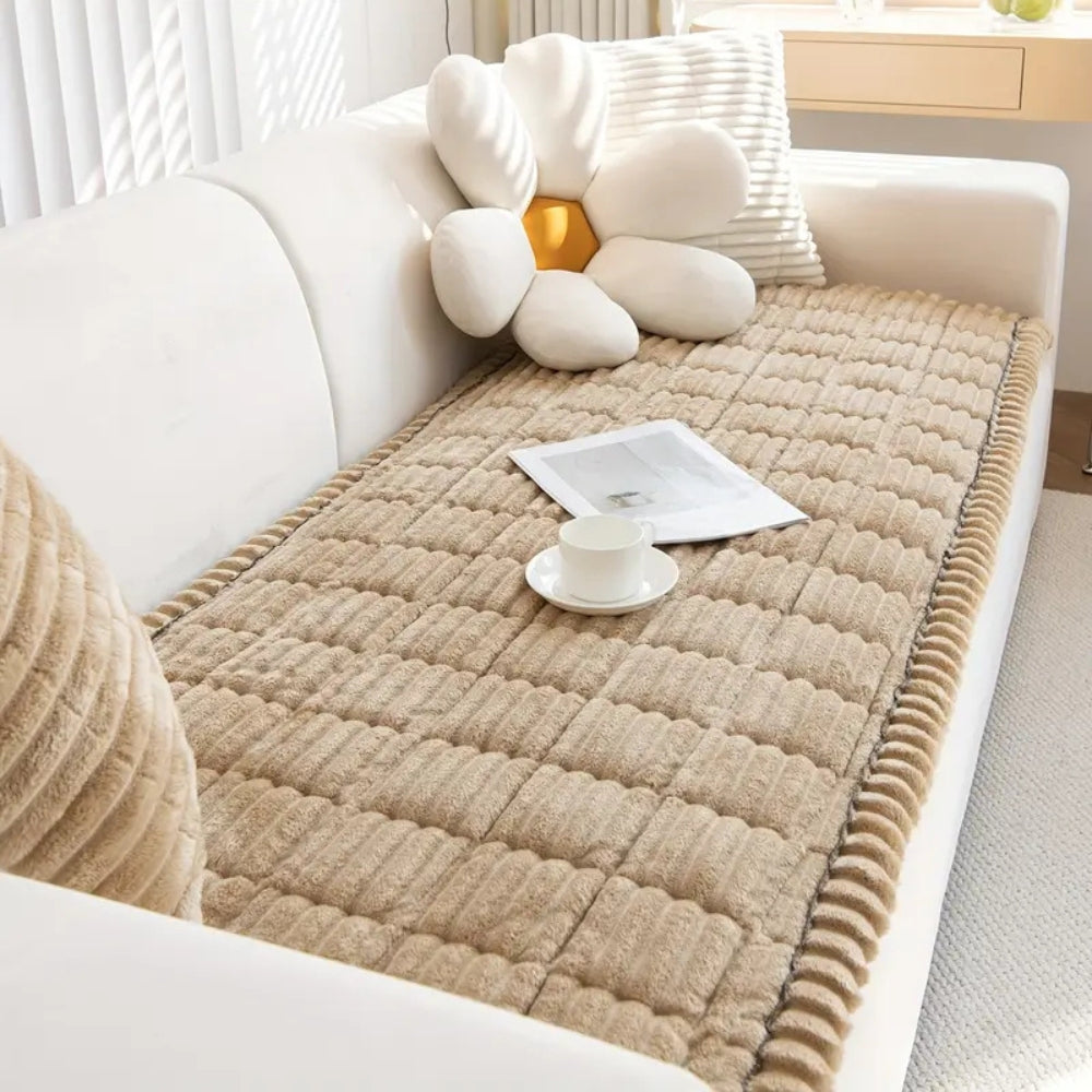 Housse de canapé à bords plissés pour un style chaleureux 0