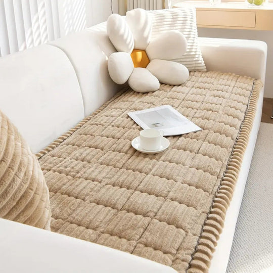 Housse de canapé à bords plissés pour un style chaleureux 0