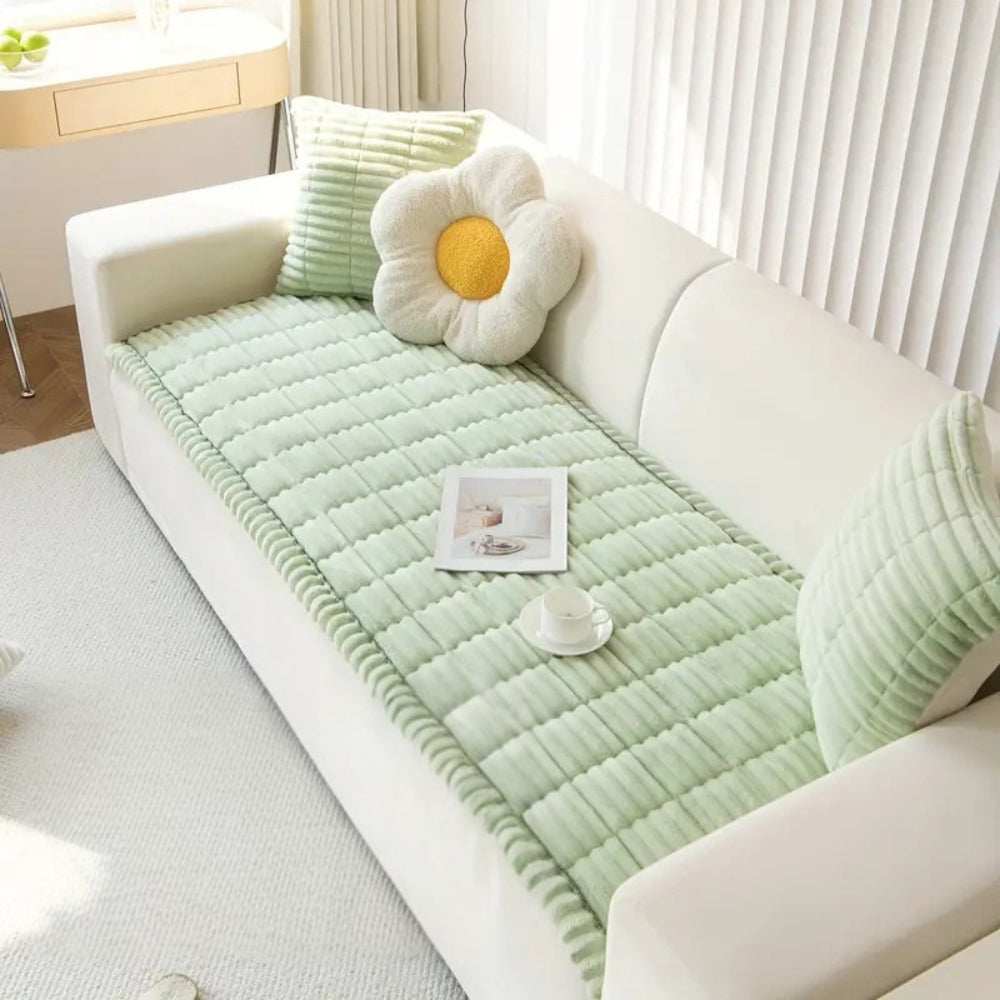 Housse de canapé à bords plissés pour un style chaleureux 2