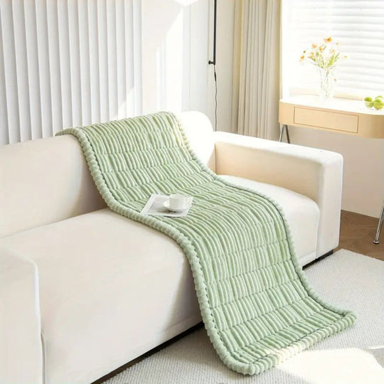 Housse de canapé à bords plissés pour un style chaleureux 6