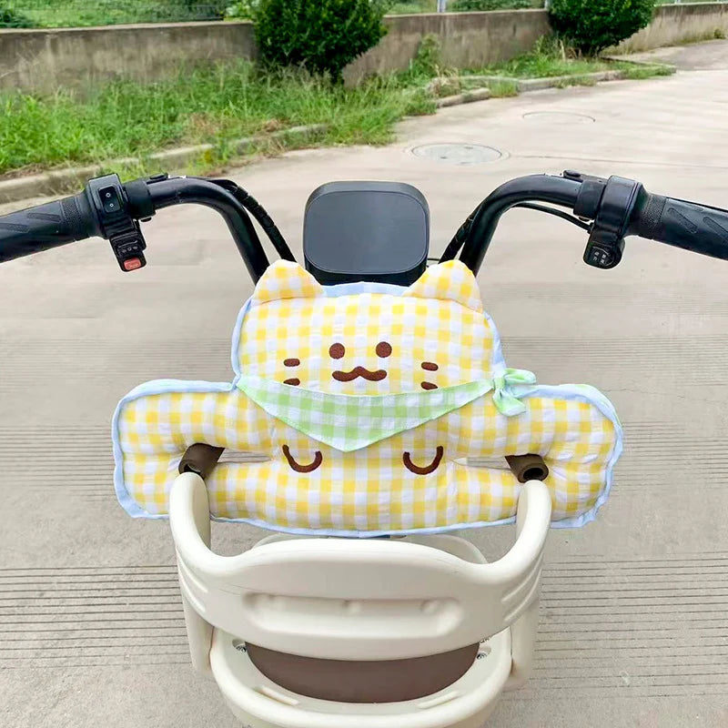 Housse de guidon pour trottinette électrique avec poignées chauffantes et motif chat 1