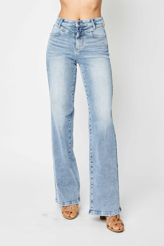 Jeans Retro Taille Haute avec Yoke Avant 1