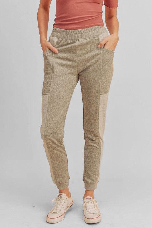 Joggers Homme Taperés avec Poches à Rabat en Mélange de Coton et Polyester 1