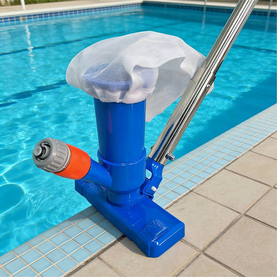 Kit d'aspirateur de piscine télescopique avec brosse et sac à feuilles 2