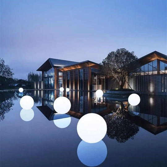 Lampe LED Boule Multicolore pour Intérieur et Extérieur 2