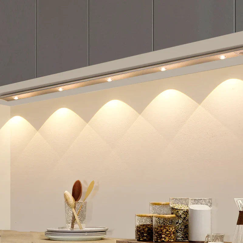 Lampe LED d'armoire sans fil avec capteur de mouvement 4