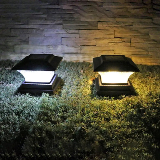 Lampe Solaire Extérieur LED Moderne pour Éclairage Extérieur Sécurisé 2