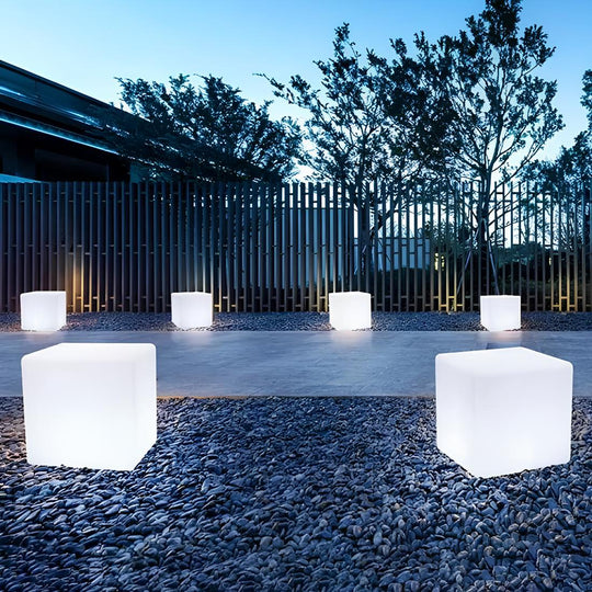 Lampe de Jardin Cube Moderne 1