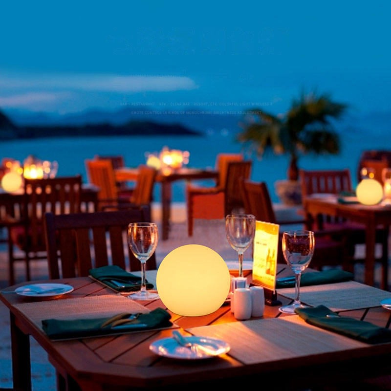 Lampe de Table LED Sphérique Dynamique 4