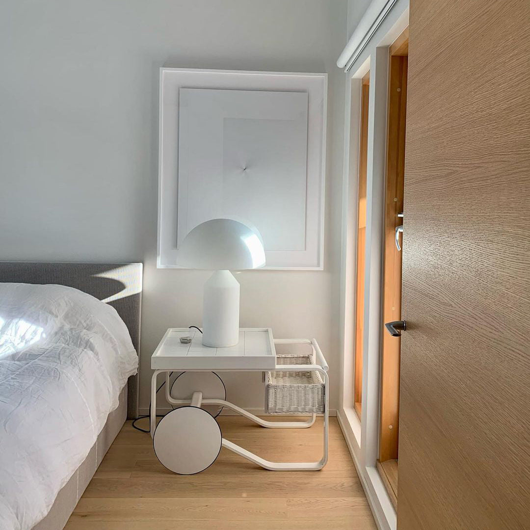 Lampe de Table Minimaliste en Métal Design Géométrique Moderne 9