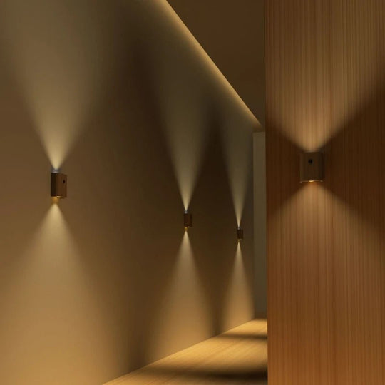 Lampe en Bois avec Détecteur de Mouvement 1