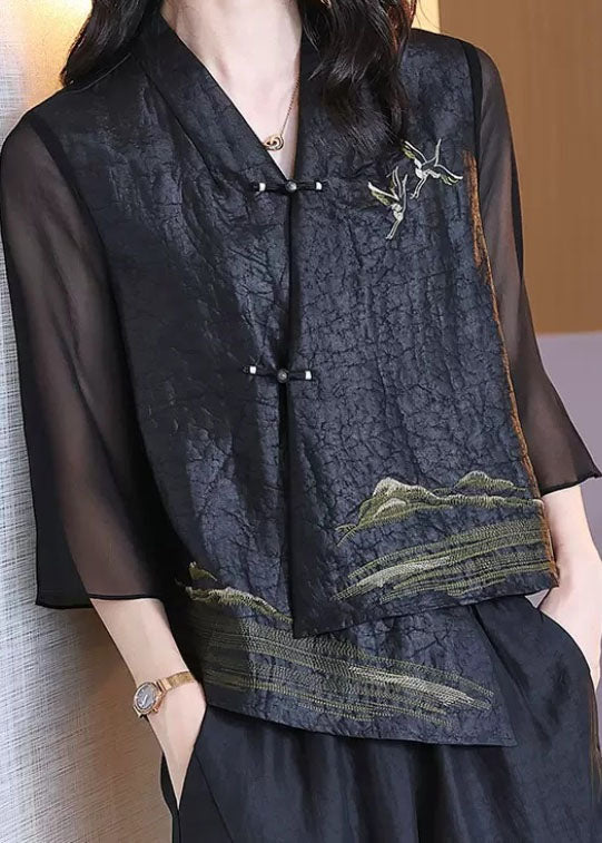 Manteau Rétro Noir à Col en V avec Détails en Patchwork 1