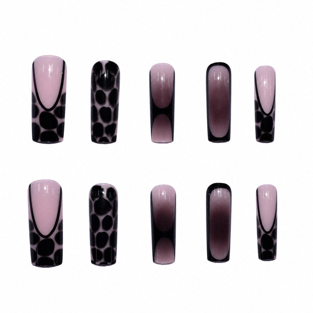 Ongles artificiels modernes pour femmes design varié 4