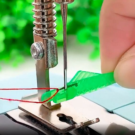 Outil d'Enfilage d'Aiguille Pratique pour Matériel de Couture 1