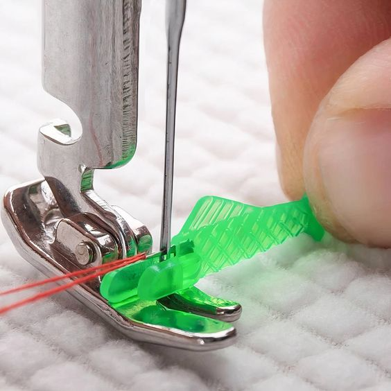Outil d'Enfilage d'Aiguille Pratique pour Matériel de Couture 4