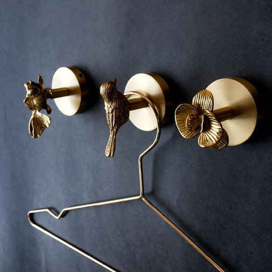 Patère Murale Animale Dorée pour Manteaux et Accessoires 1