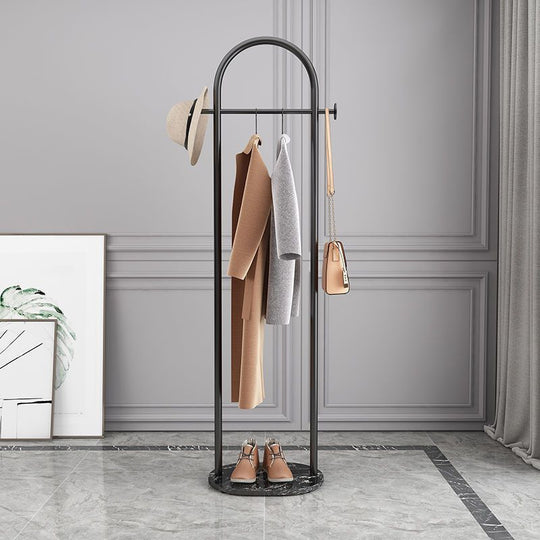 Porte-manteau en métal avec base en marbre 3