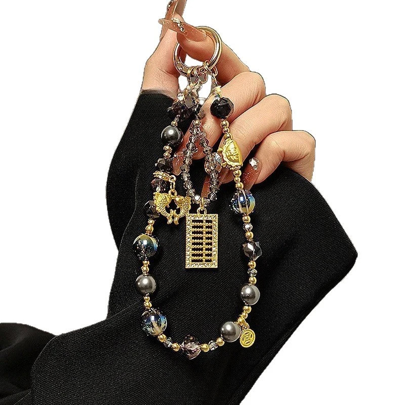 Porte Clés Femme Artistique avec Breloques Créatives 4