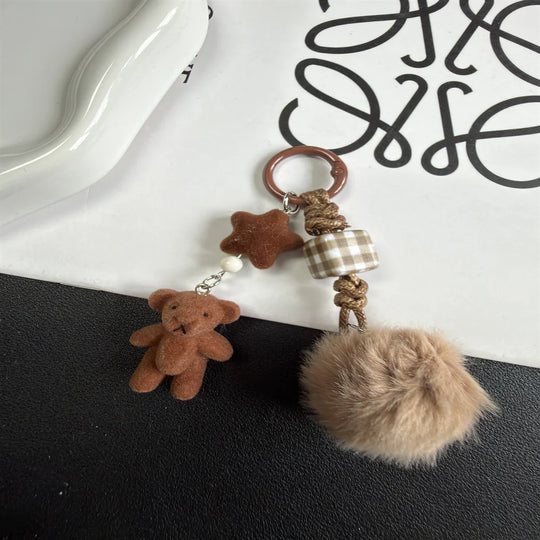 Porte Clés Femme Ludique avec Pompon et Breloque Chien 3