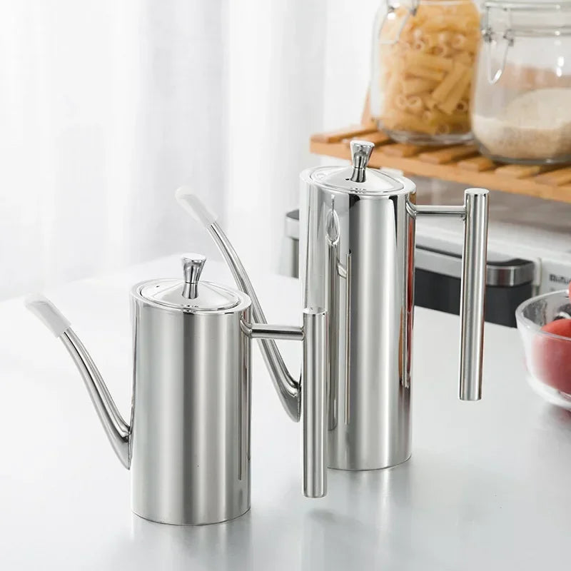 Pot à huile en acier inoxydable avec bec verseur 3