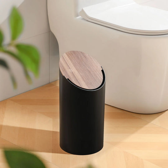 Poubelle ovale avec couvercle pivotant en bois pour intérieur moderne 6