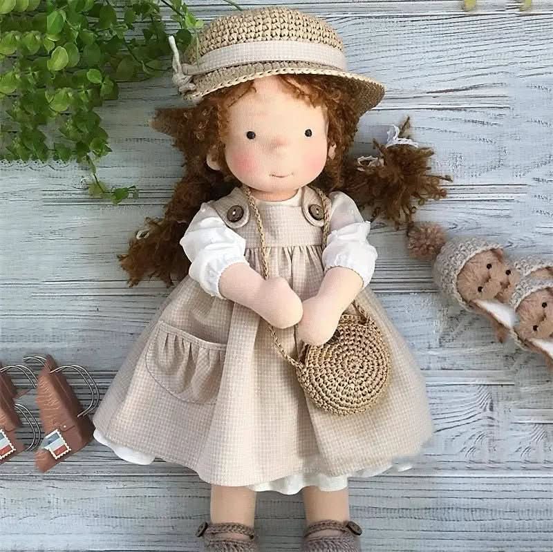 Poupée Waldorf Amorella Avec Accessoires Pour Jeux Créatifs 8