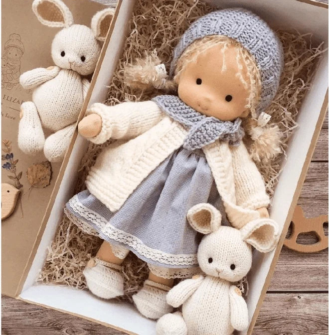 Poupée Waldorf pour Enfants Compagne de Jeu Douce et Naturelle 1