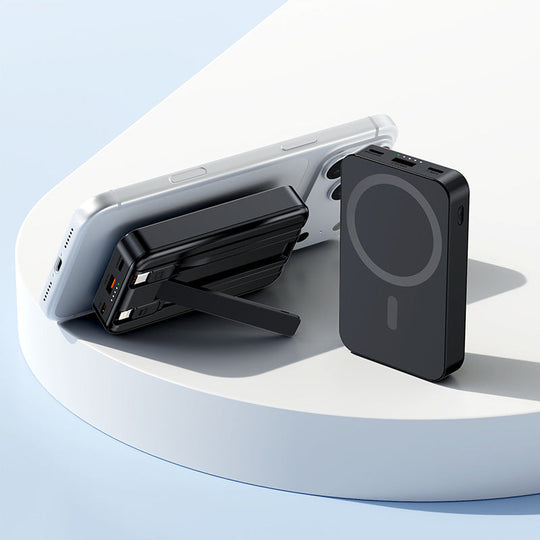 Powerbank portable avec support intégré et fonction magnétique 2