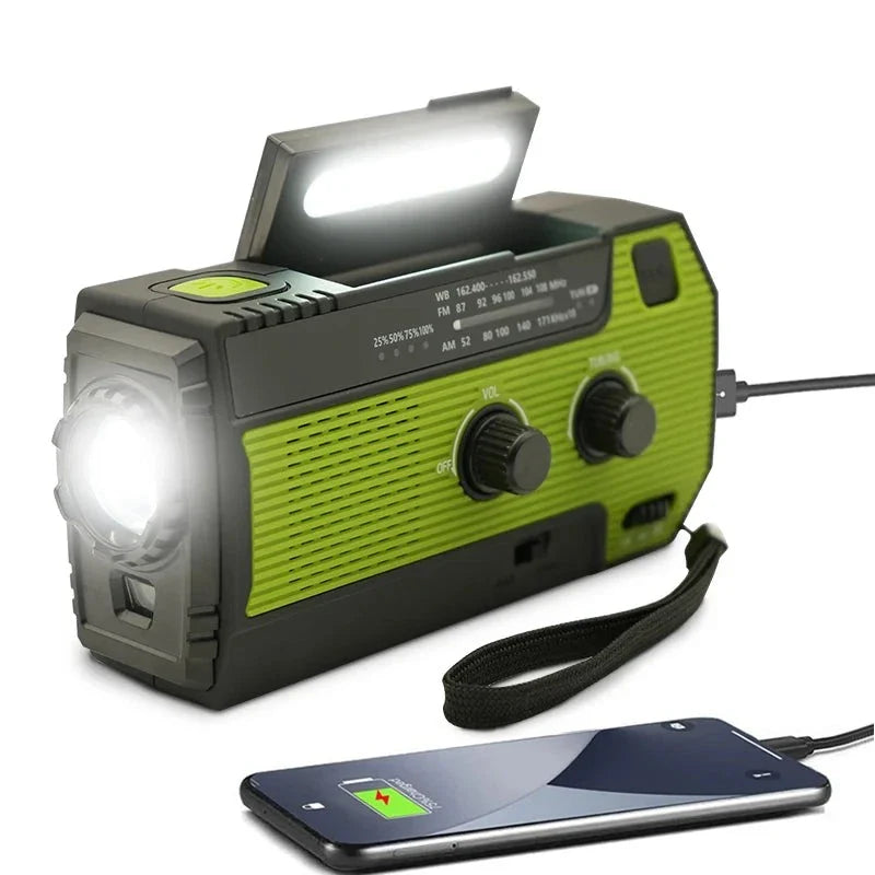 Radio d'urgence Solaire avec Lampe de Poche LED 10