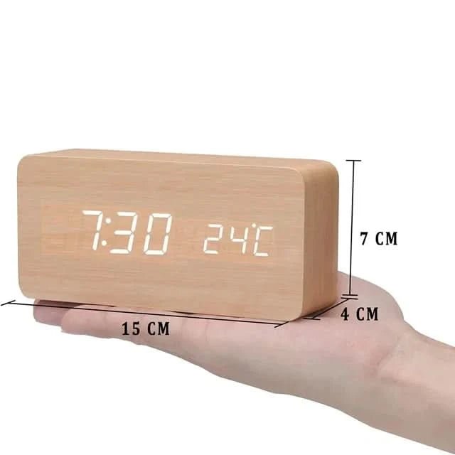 Réveil Matin LED Bois Design Rétro avec Alarme Personnalisable et Affichage de Température 9
