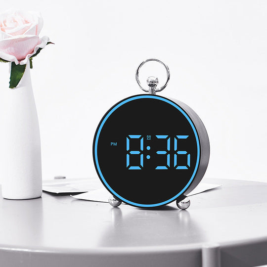 Réveil Numérique LED Compact pour Chambre Moderne 1