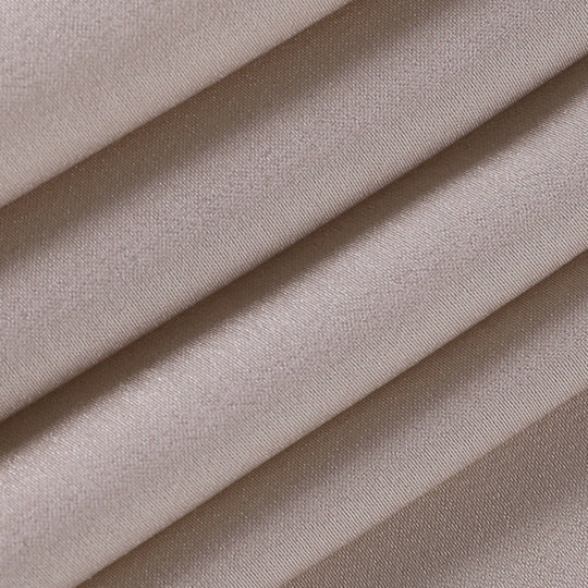 Robe Femme Élégante à Fente Haute en Tissu Doux 6