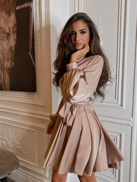 Robe Femme Satinée Enveloppante Juste Au-dessus Du Genou 2