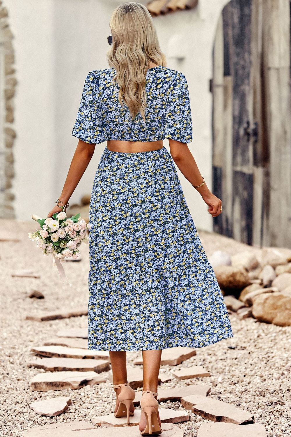 Robe Midi à Manches Bouffantes Découpée Fleurie 7