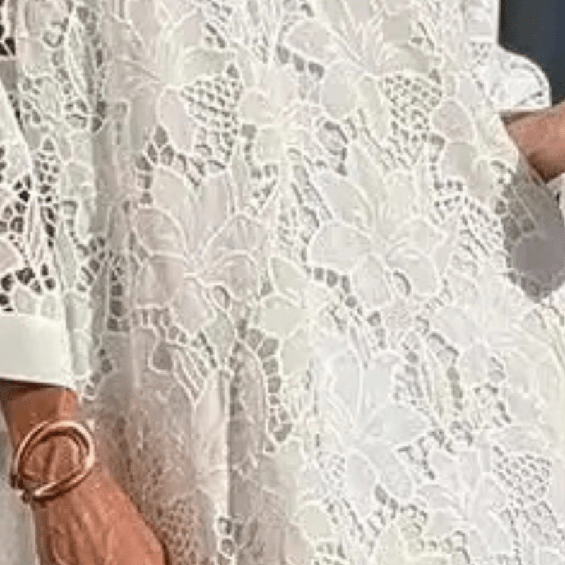 Robe en Dentelle Blanche pour Femmes Élégantes 3