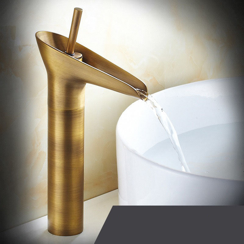 Robinet de Salle de Bain Antique à Bec Cascade Design Classique 5