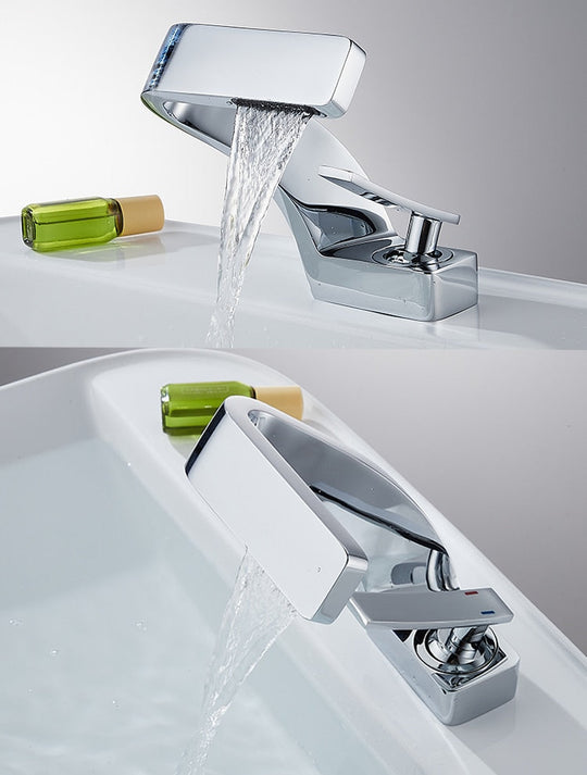 Robinet incurvé moderne pour cuisine et salle de bain 1