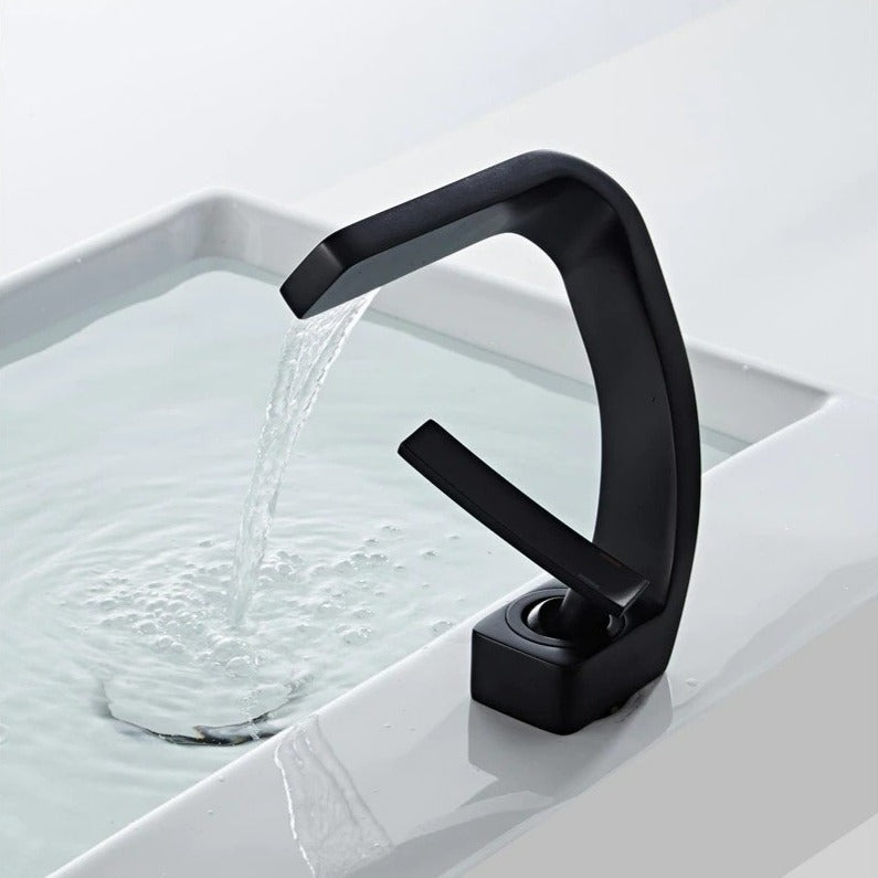Robinet incurvé moderne pour cuisine et salle de bain 6
